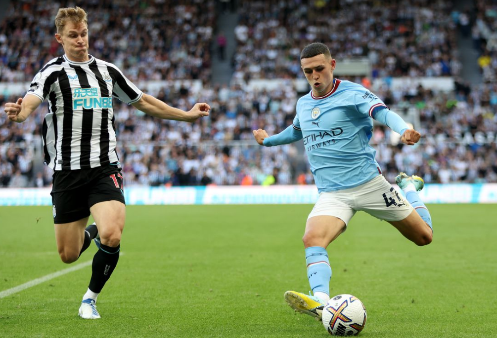 Futebol de Ataque x Defesa Sólida: Newcastle e City 